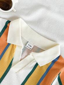 SHEIN Vintaside Kids 2件組男嬰夏季休閒白色 Polo 衫與水洗牛仔短褲套裝，親子穿搭派對造型，男嬰短袖條紋上衣 - 彩色 - 查看 5