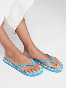 Grefit Sandalias de dedo con estampado de leopardo, zapatos de triángulo para vacaciones de verano en la playa, pantuflas cómodas para usar en casa - Azul cielo - Ver 5