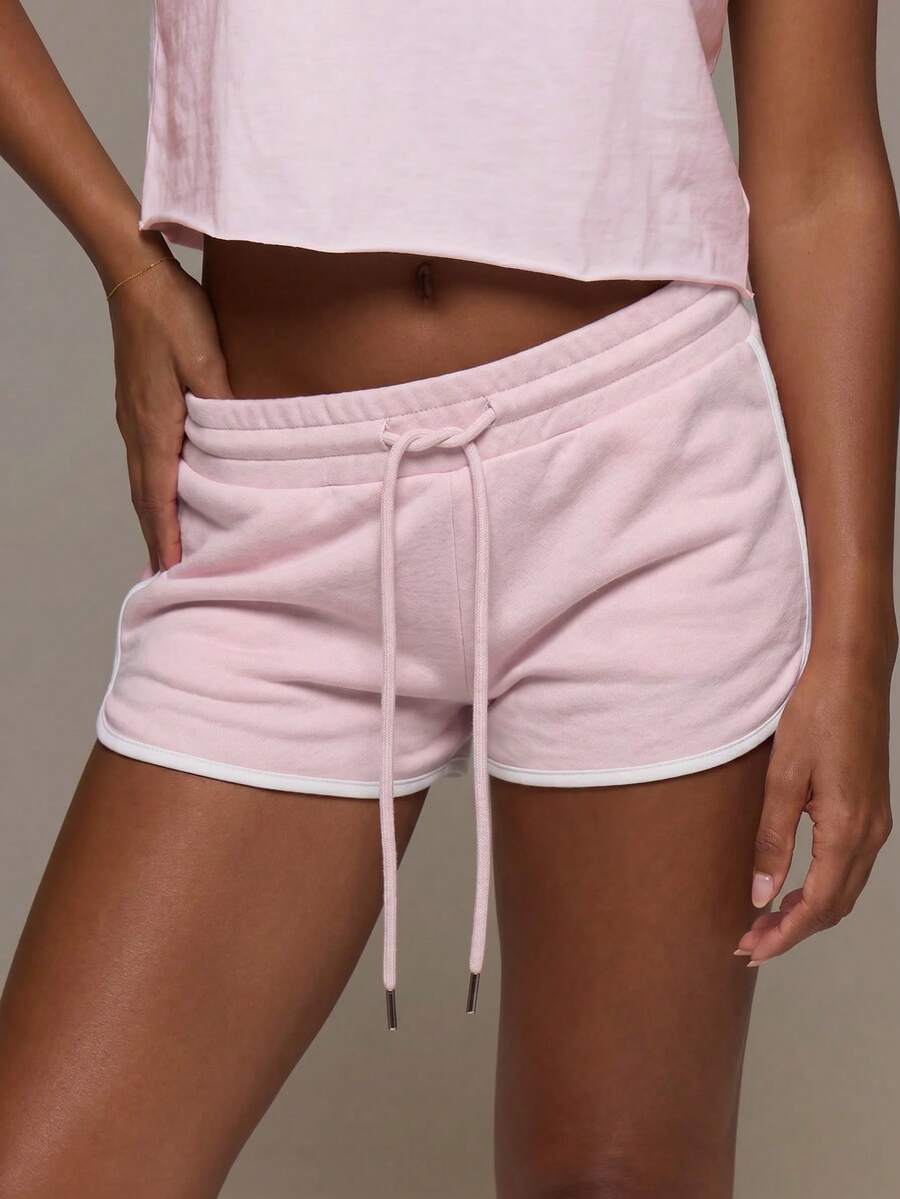 MUSERA ESSENTIALS Shorts mini de sudadera con cintura de cordón elástico, dobladillo con ribete en contraste, básicos lindos para uso diario, sexy, esencial para primavera y verano - Rosa - Ver 1