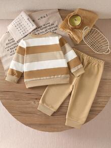 SHEIN Playful Pals 寬條紋熊刺繡休閒可愛日系男嬰衛衣套裝，城市度假派對穿搭，黑白波點藍色秋季款 - 卡其色 - 查看 3