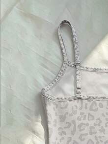 SHEIN 8-12歲女童兩件套－淺灰色豹紋騎士刺繡細肩帶背心搭配鬆緊腰短褲，夏季休閒童裝套裝 - 彩色 - 查看 3