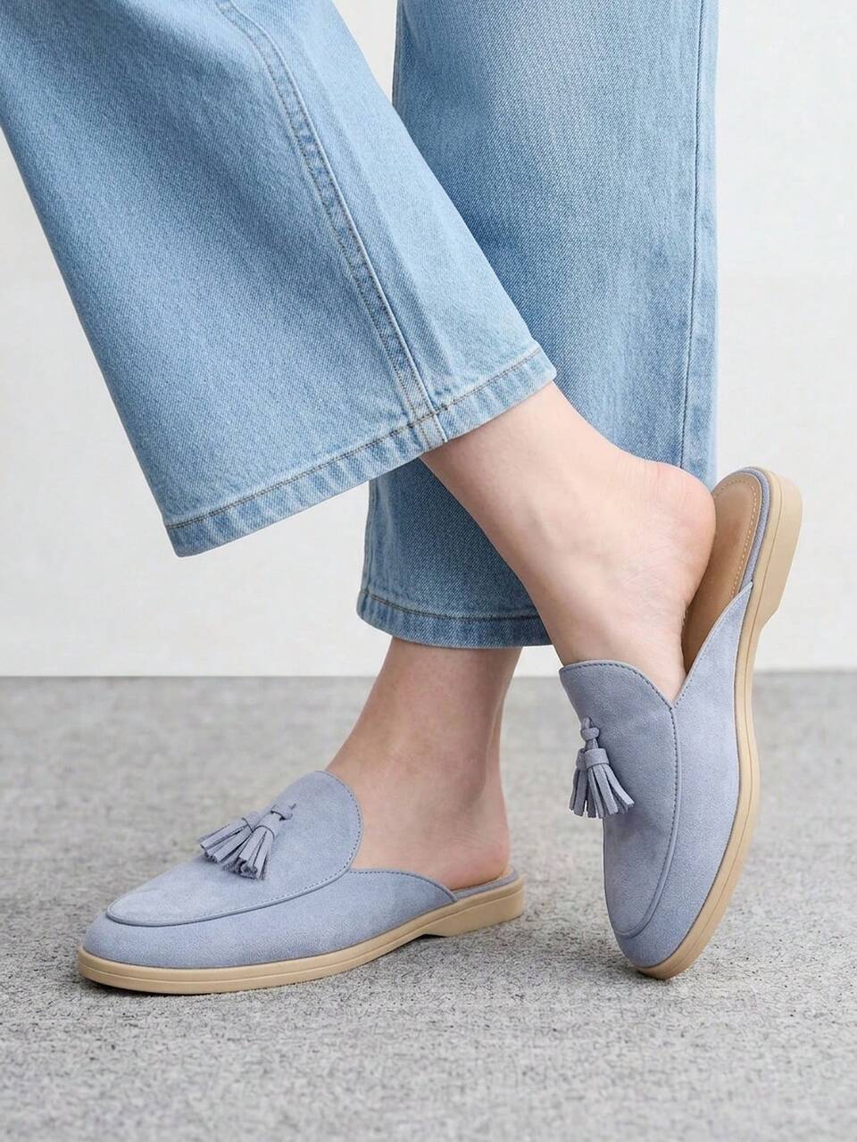 CUCCOO BIZCHIC Fashion Blue Suede Fringed Comfortable Commuter Women's Flat Mules Shoes Women's Flat Shoes Slippers Suitable For Outdoor Shopping To Work Daily Versatile Women's Shoes