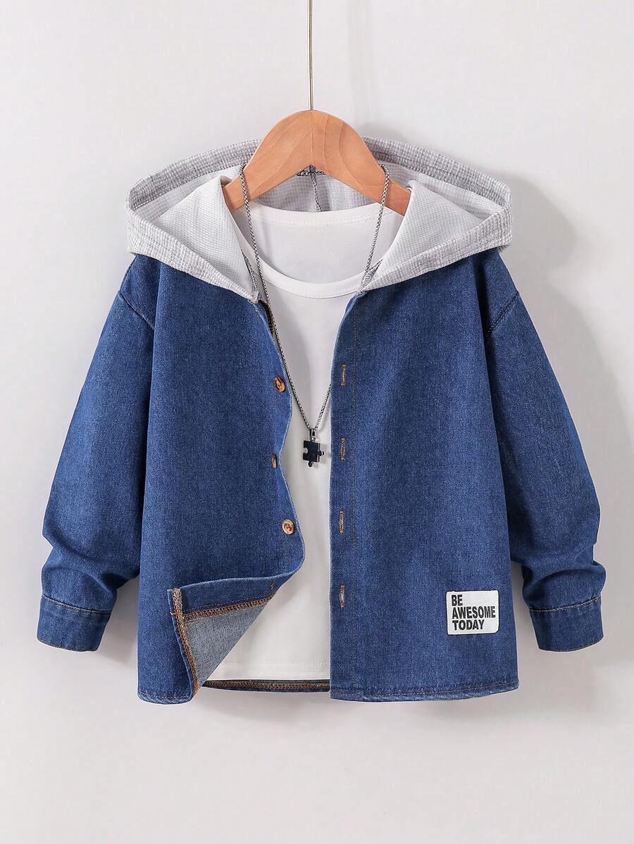 SHEIN 男童拼接牛仔連帽鈕扣夾克,附標籤,柔軟舒適面料,時尚百搭版型,春/秋新款,適合多季節與多場合穿著 - 藍色 - 查看 1