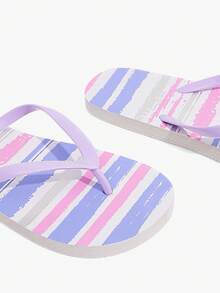 Grefit Sandalias de chanclas con estampado de leopardo, zapatos de triángulo para vacaciones de verano en la playa, pantuflas cómodas para usar en casa - Rayas moradas - Ver 9