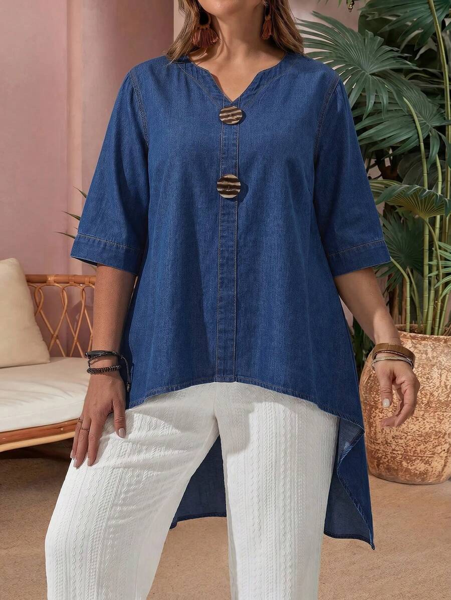 EMERY ROSE EMERY ROSE Plus Size Women's V-Neck Casual Versatile Denim Top, Notch V Neck Wooden Button Mid Sleeve High Low Asymmetric Hem Dark Denim Top, Summer, Country - Blue - View 1