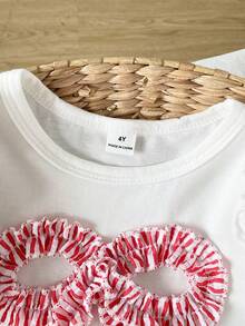 SHEIN Playful Pals 女童針織提花乳白色荷葉邊背心上衣與粉色荷葉邊短褲套裝，可愛甜美嬰兒夏季套裝 - 紅色 - 查看 3