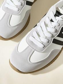 CUCCOO EASI Zapatos casuales planos para mujer con cordones, versátiles para salir, zapatos de entrenamiento moral universitario - Blanco y Negro - Ver 6