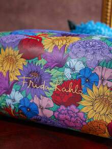 Frida Kahlo X SHEIN 1個大容量藝術花卉圖案印花PU皮革化妝包，適合存放化妝品、文具、日常用品、數位產品，非常適合通勤、上學、旅行，適合所有年齡層、學生、Frida藝術家、墨西哥風格、花卉、藝術、優雅 - 藍色 - 查看 5