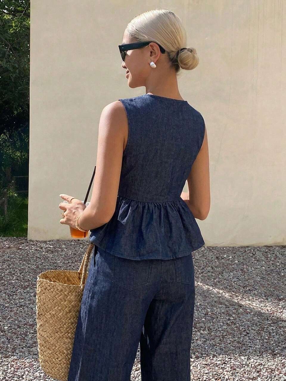 Women's Round Neck Waist-Cinching Open Front Vest And Elastic Waist Loose Long Pants Denim Vacation Style Set