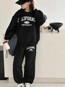 青少年女孩舒適休閒極簡英文標語印花大尺寸圓領長袖套頭運動衫與錐形運動褲套裝，適合居家與外出，深綠色，聖誕節 - 黑色 - 查看 5