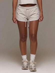 MUSERA ESSENTIALS Shorts para mujer - Beis - Ver 3