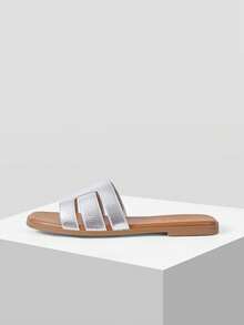 MOTF PREMIUM WOMEN'S COMFORTABLE SIMPLE VERSATILE FLAT SANDALS SUMMER - Silver - View 3