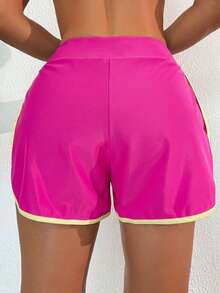Swim Basics Springbreak 女款黑白對比滾邊運動休閒短褲沙灘褲 - 玫紅色 - 查看 2