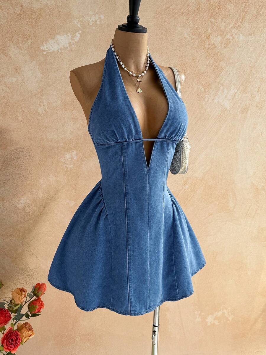Soleia 女款深V領百褶性感掛脖牛仔洋裝，秋季優雅生日外出度假夜店風，藍色 - 中等水洗藍 - 查看 1