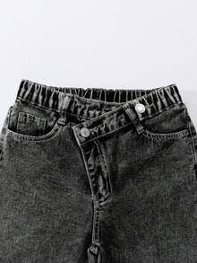 SHEIN 青少年女孩黑色水洗牛仔褲 1件，斜腰頭拉鍊門襟，寬腿版型，復古黑水洗增添質感與經典魅力，適合學院風與甜辣風，四季皆宜的高級水洗牛仔褲，適合各種外出場合 - 黑色 - 查看 4