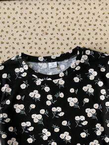 SHEIN 青少年女孩睡衣套裝，碎花印花圓領T恤與短褲居家服，休閒風 - 彩色 - 查看 7