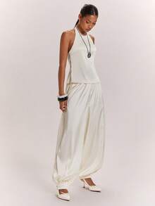 SHEIN BAE Conjunto de 2 piezas para mujer con top de tirantes halter sin espalda y pantalones farol en beige albaricoque, elegante y casual para ir al trabajo, uso diario, salidas casuales, conjunto práctico de satén albaricoque y blanco - Albaricoque - Ver 6