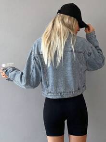 SHEIN 青少年女孩牛仔夾克外套，休閒時尚復古個性全季款，工裝酸洗牛仔上衣夾克，長袖藍色外套，休閒運動風 - 淺色水洗藍 - 查看 2
