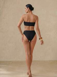 Anewsta Conjunto de bikini de 2 piezas con top bandeau de color contrastado y traje de baño sexy para mujer de verano - Blanco y Negro - Ver 2