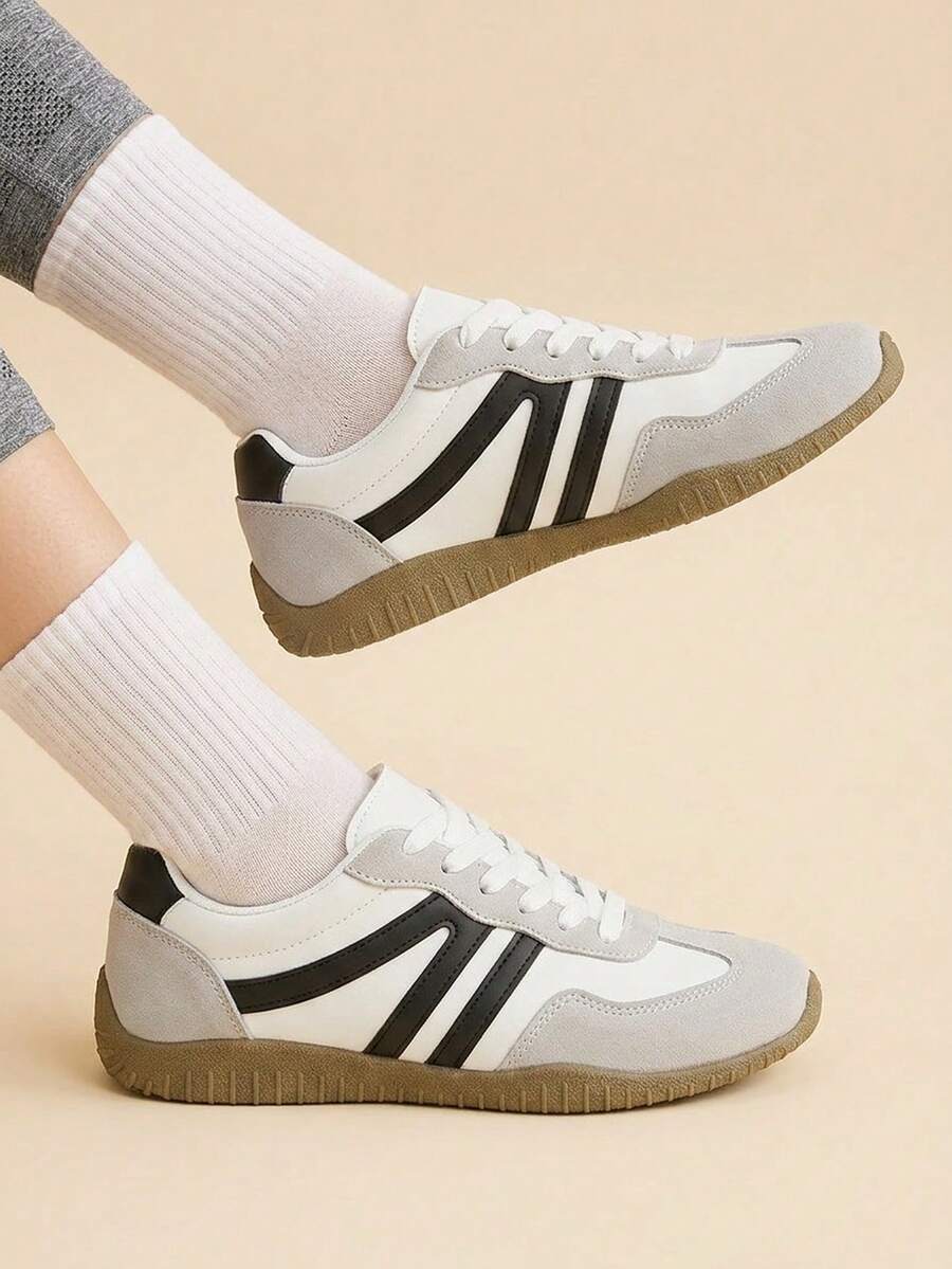 CUCCOO EASI Zapatos casuales planos para mujer con cordones, versátiles para salir, zapatos de entrenamiento moral universitario - Blanco y Negro - Ver 1
