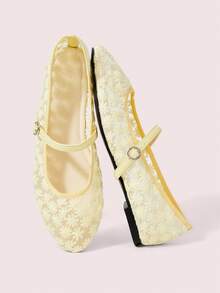 CUCCOO DOLLMOD Women's Shoes Round Toe Yellow Mesh Small Daisy With Cute Wear Fashion Flat Shoes Fall Shoes - Yellow - View 1