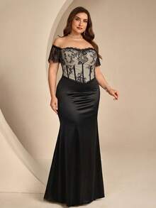 Coutiva Plus Size Lace Patchwork One Shoulder Formal Evening Gown - Black - View 4
