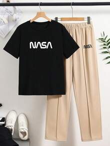 SHEIN 2件組兒童/青少年男孩休閒日常百搭舒適字母圖案印花圓領短袖純色寬鬆針織短褲套裝，適合學校、居家、日常穿著、運動，極簡風格，春/夏 - 黑色 - 查看 7