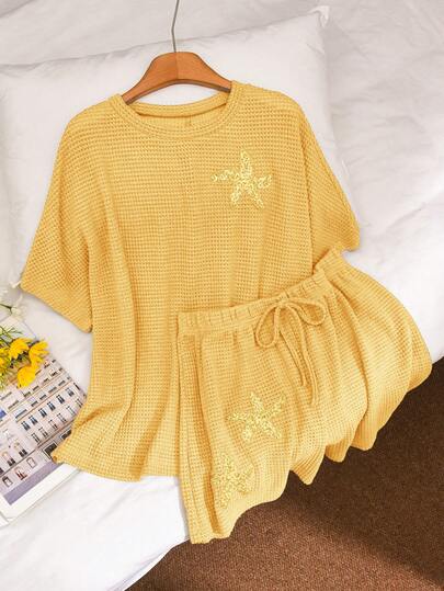 CosyJoli Summer New Vacation Sequin Embroidered T-Shirt And Shorts Plus Size 2 Pieces Set Holiday Vacation Light Yellow