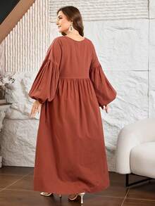 Al Najma Robe arabe décontractée minimaliste de couleur unie à col en V, épaules tombantes, manches longues, coupe ample et régulière, grande taille pour femmes, pour le printemps et l'été - Rose cuivré - Voir 2