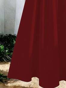 GlowEve CURVE Plus Size Women's Solid Color Skirt, Spring/Summer, Minimalist Cut Design, Comfortable Versatile Fit, Suitable For Daily Commute, Outing, Beach, Countryside Vacation - Red - View 3