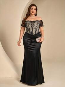 Coutiva Plus Size Lace Patchwork One Shoulder Formal Evening Gown - Black - View 3