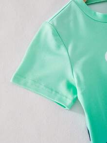SHEIN Streecool Kids 小男孩圓領字母與棕櫚樹印花短袖T恤搭配漸層色短褲休閒日常套裝 - 彩色 - 查看 6