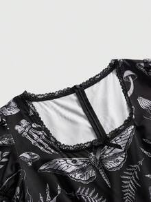 ROMWE Goth 深色哥德風女巫蕾絲拼接娃娃印花女款短版大尺碼洋裝 - 黑色 - 查看 3