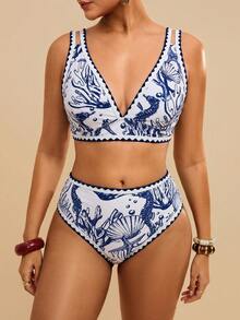 Travachic Plus Size Women Fuchsia Floral Print Swimsuit Set - Blue and White - View 3