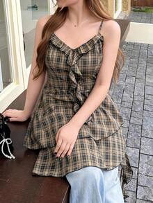 Bijouette 女款大尺碼棕色格紋細肩帶洋裝，優雅浪漫休閒極簡舒適，Zanying櫻花季末班車限量版，復古V領荷葉邊設計，收腰不對稱層次下擺，大尺碼棕色洋裝 - 棕色 - 查看 3