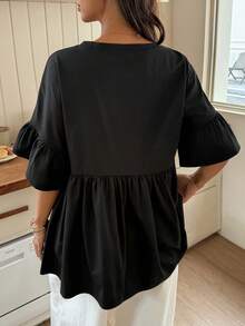 Dazy Maternity 純色小圓領寬鬆拼接抓皺短袖孕婦T恤，適合日常穿著，春夏款，黑色 - 黑色 - 查看 2