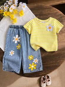 SHEIN Playful Pals 嬰兒/幼兒（女童）黃色針織提花短袖T恤與藍色長褲蝴蝶結套裝，時尚休閒女童套裝 - 黃色 - 查看 6