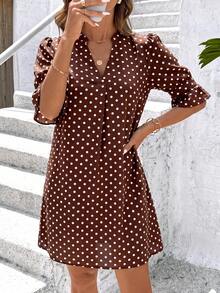 SHEIN Clasi 女款波點缺口V領休閒派對旅行短洋裝 - 咖啡棕 - 查看 6
