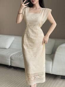 Feyla Elegantes figurbetontes Damenkleid mit quadratischem Ausschnitt in mittlerer Länge - Aprikosenfarben - Übersicht 3