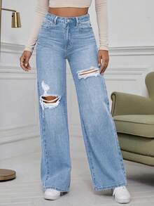 EMERY ROSE Plus Size Women's Casual Pocket Straight Leg Denim Jeans - Light Wash - View 4