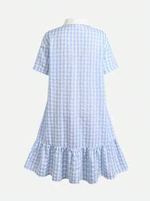 SHEIN 青少年女孩 Polo 童裝條紋刺繡圖案短袖中長洋裝，適合青少年女孩，對比色荷葉領花瓣袖印花洋裝，適合學校、戶外活動、購物，鈕扣洋裝 - 藍色 - 查看 5