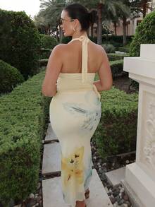 MDEdit Conjunto de verano para mujer: Top corto con cuello drapeado y estampado floral tropical, y falda de volantes tipo sirena. Conjunto sexy de playa de verano. Elegante - Amarillo claro - Ver 2