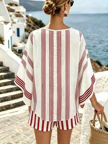 SHEIN Holidaya 女款夏季清爽藍白條紋仿亞麻印花寬鬆蝙蝠袖短褲兩件套，顯瘦休閒套裝 - 彩色 - 查看 2
