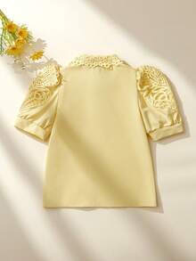 SHEIN Tween Girls Fall Tops Fall Girls' Summer Short Sleeve Blouse, Lace Collar 3D Floral Lace Short Sleeve Blouse - Yellow - View 3