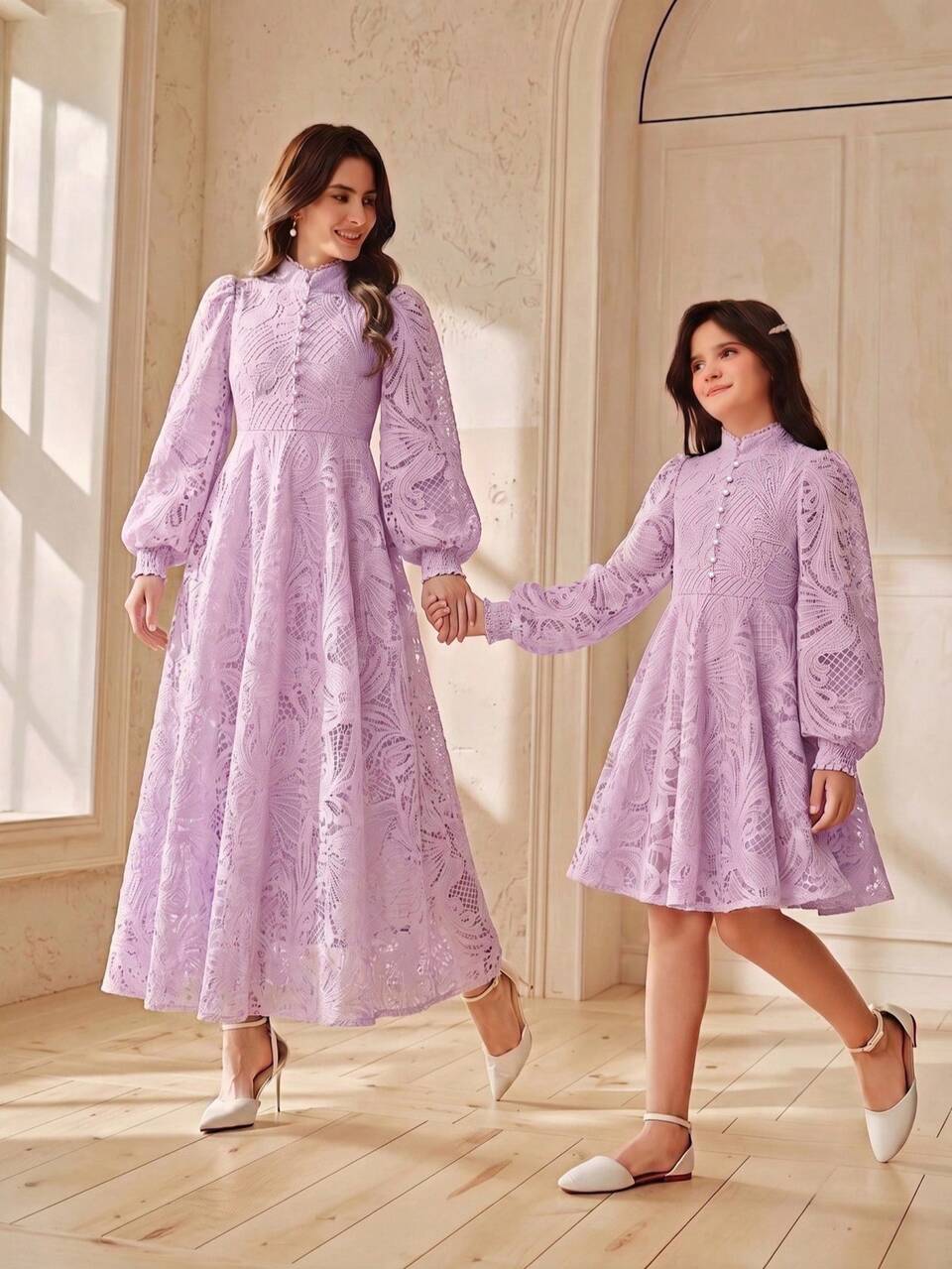 Girls' Spring/Summer New Elegant Elegant Hollow Lace Craft Small Stand Collar Long Sleeve Waist-Cinching A-Line Short Dress, Children's Banquet Birthday Party Occasion Dress