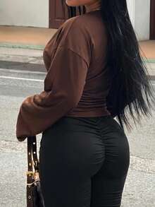 Slaydiva 大尺碼女款純色V領百褶休閒百搭日常旅行T恤 秋季 - 棕色 - 查看 3