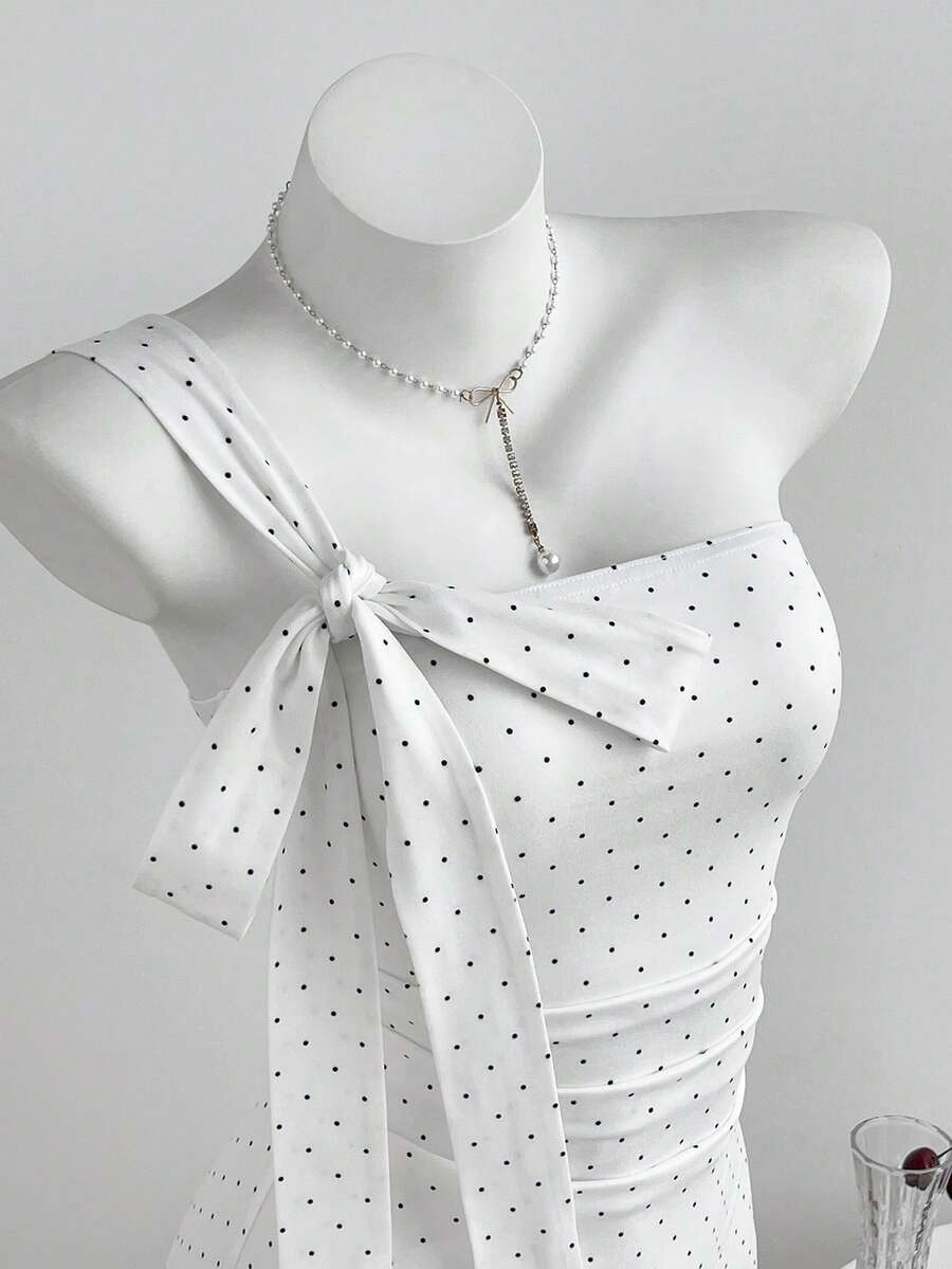 Elamini Minimalist Sexy Sweet Style Polka Dot Contrast Lace Trim Off-Shoulder Bow Tie Mini Dress - White - View 1