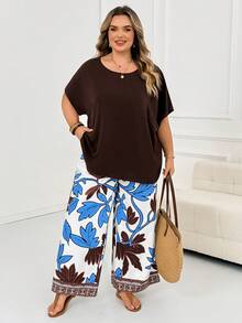 SHEIN CURVE+ 大尺碼 US22 音樂節海邊度假波希米亞風 2 件組女款度假寬鬆襯衫與碎花長褲套裝 夏季穿搭 - 彩色 - 查看 4