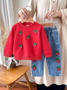 SHEIN Playful Pals 女嬰休閒可愛趣味時尚甜美圓領落肩長袖草莓拼接衛衣彈力腰牛仔褲套裝秋季 - 紅色 - 查看 3