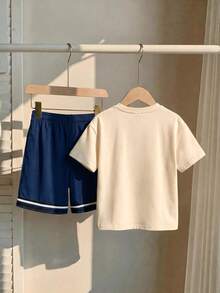 Kaos Lengan Pendek dan Celana Pendek Kasual Minimalis Motif Kartun untuk Anak Laki-Laki, Cocok untuk Musim Semi dan Musim Panas, Motif Beruang Klasik Tampan dengan Teknologi Mekanik, Potongan Slim Fit - MultiWarna - View 3